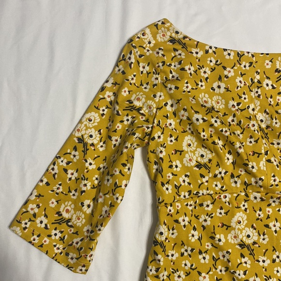 Zara Floral Dress - Picture 2 of 9